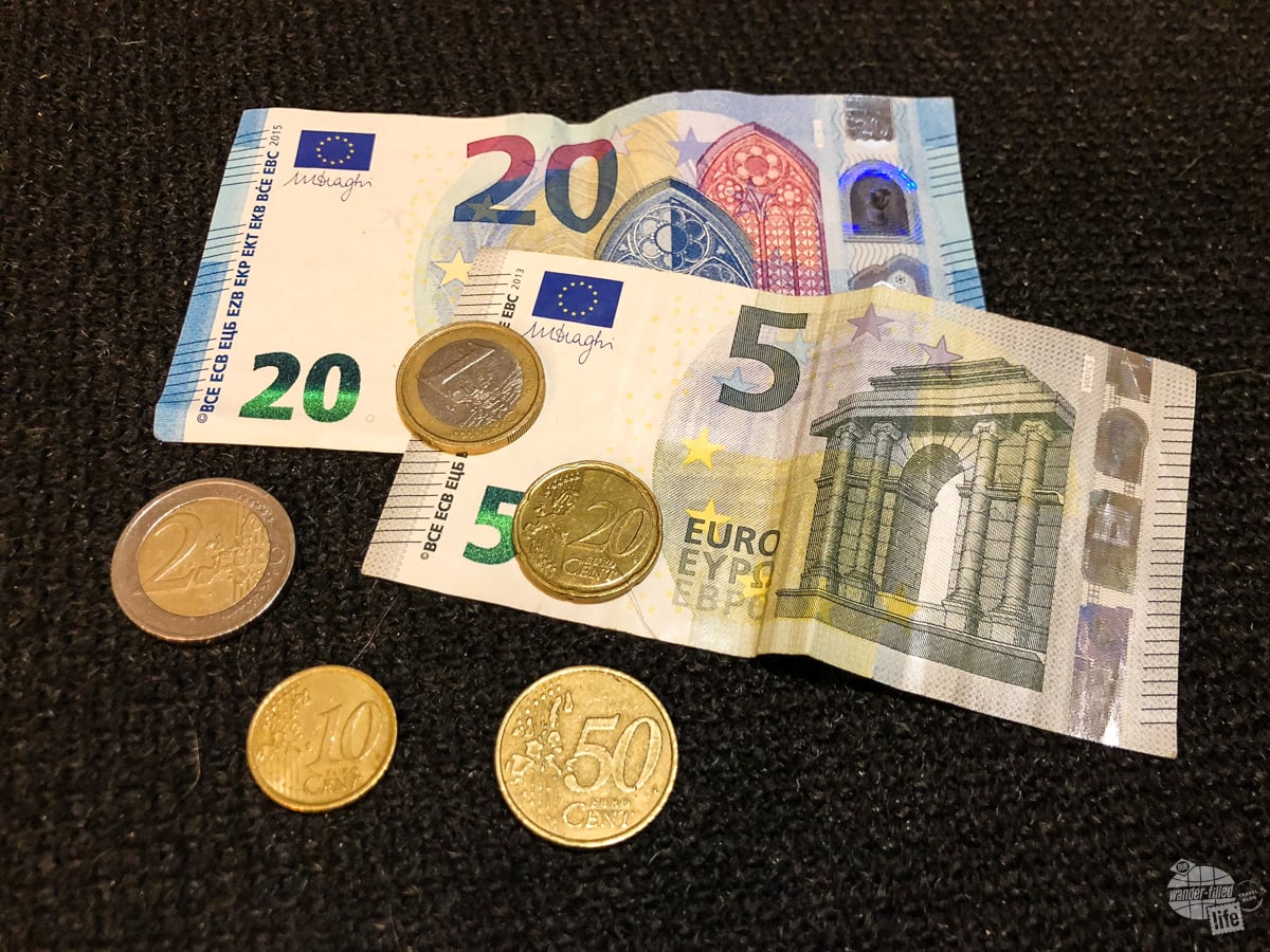 Euro banknotai ir monetos