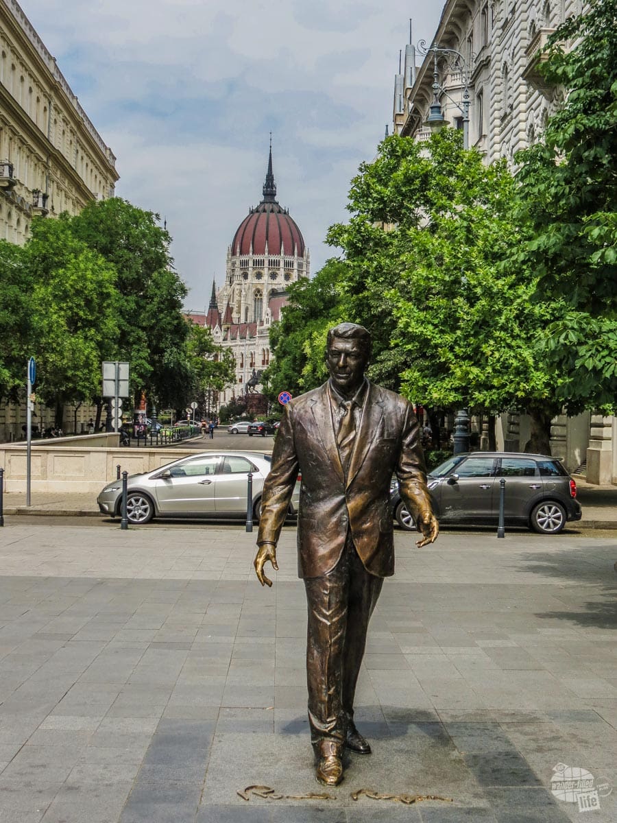 Ronald Regan's statue in Budapest.