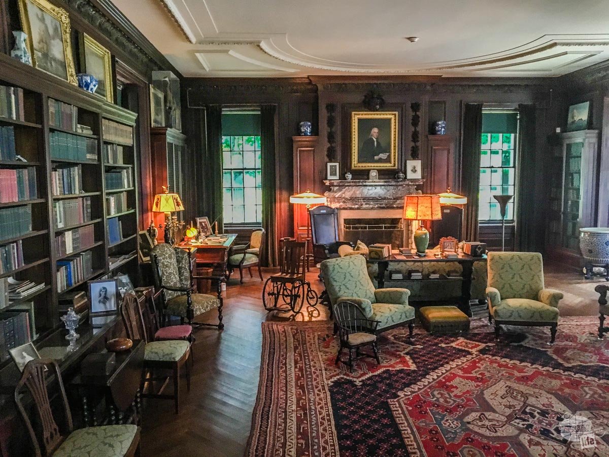 The library at FDR's home