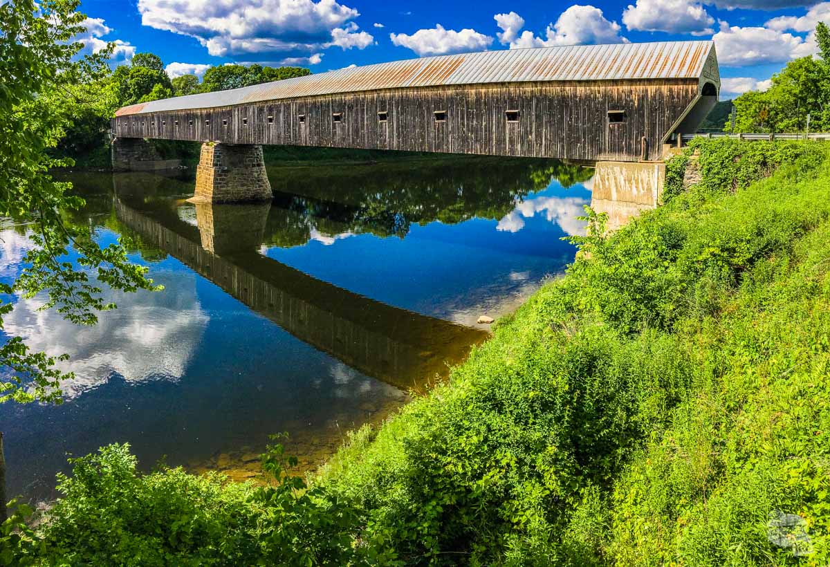 The Windsor-Cornish Bridge is the longest covered bridge in the US, spanning 460 feet over the Connecticut River between Vermont and New Hampshire.