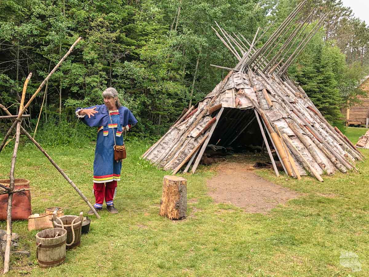 A living historian goes over how the Ojibwe people used birch bark to make lodges. The entire monument is located on the Grand Portage Band of the Ojibewe's reservation.