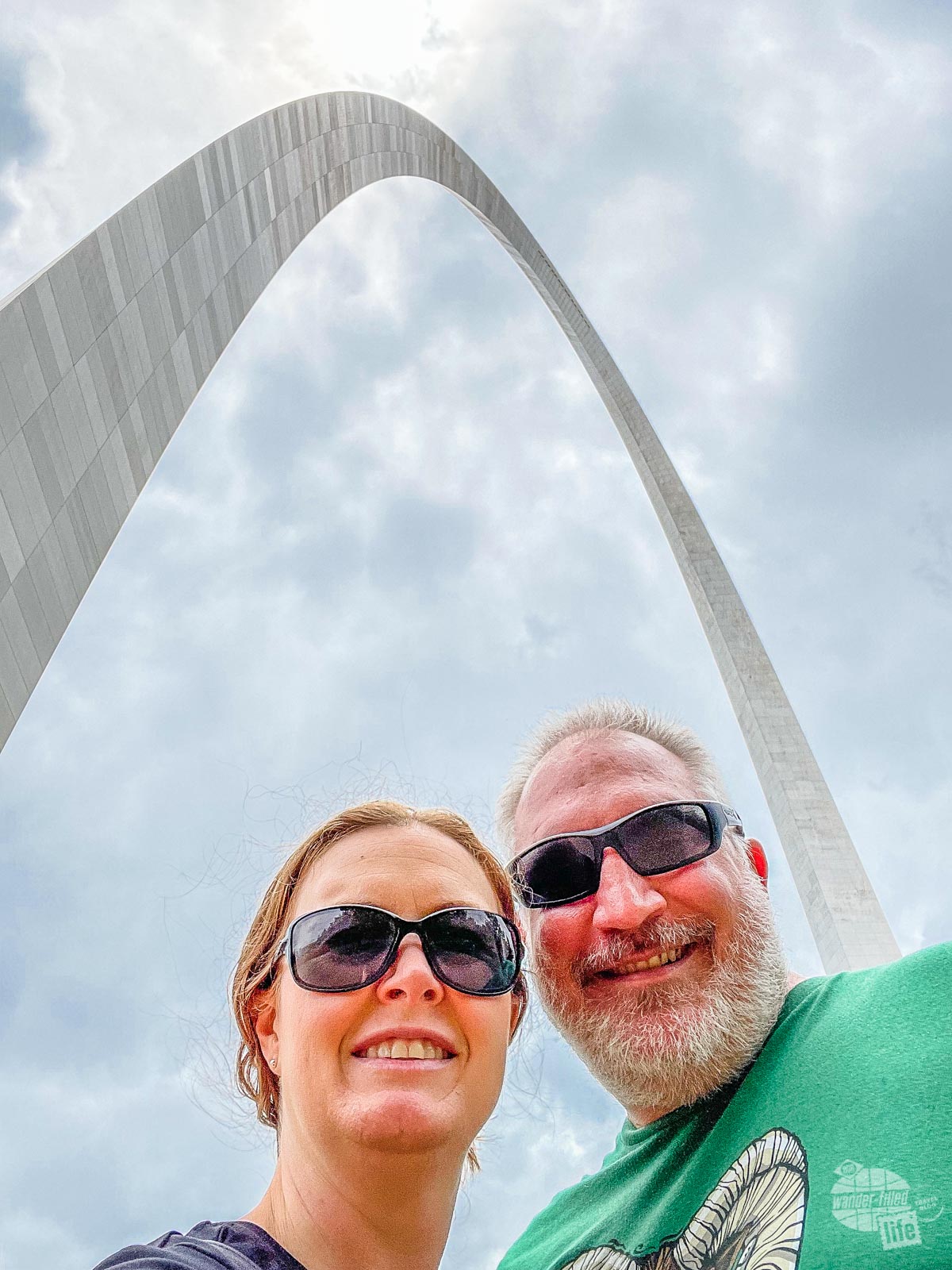 Gotta take a selfie when visiting the Arch!
